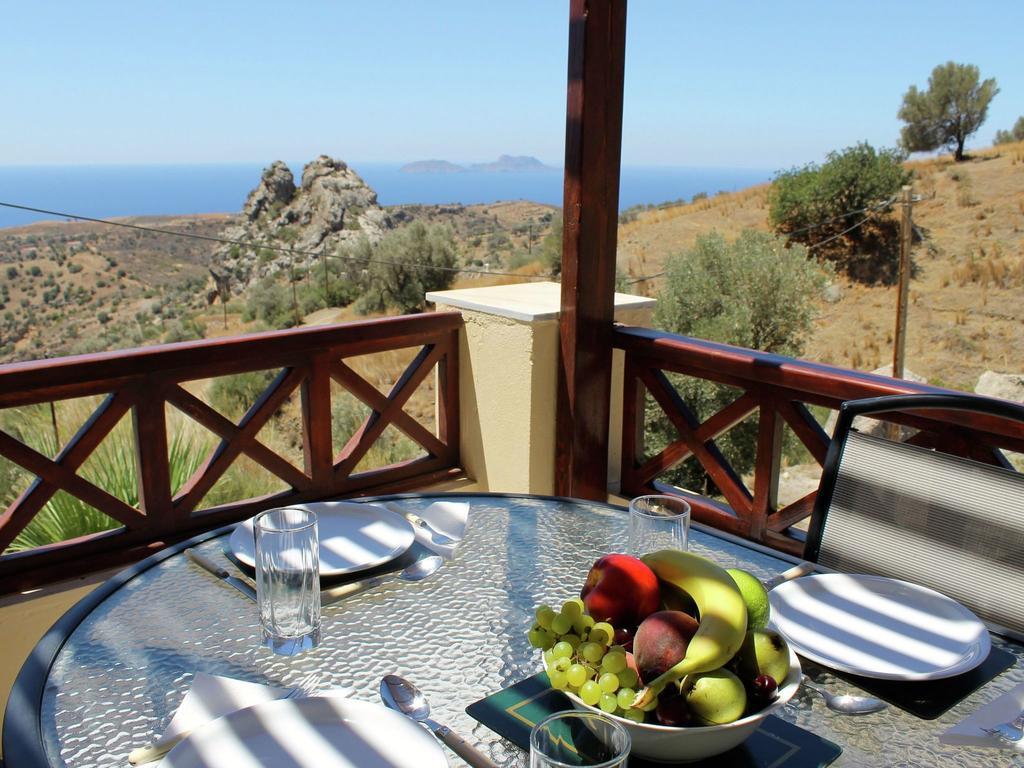 Beautiful Villa In Agia Galini Exterior foto