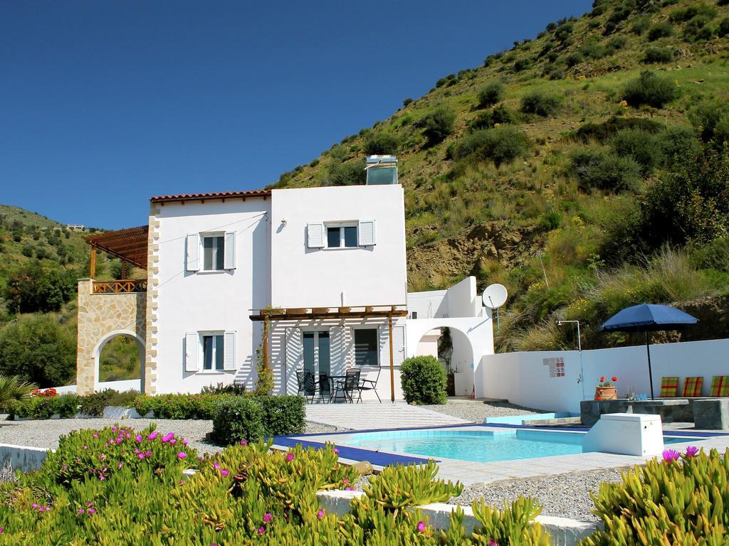 Beautiful Villa In Agia Galini Exterior foto